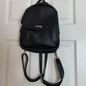 Black backpack cute for any ocassion!